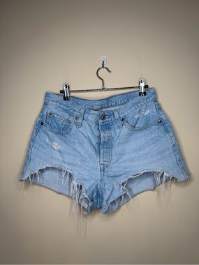 Levi 501 Cut Off Denim Jean Shorts Light Wash Women’s 29 Waist Y2K Distressed